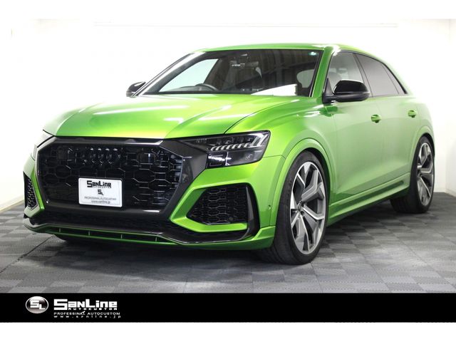 AUDI RS Q8