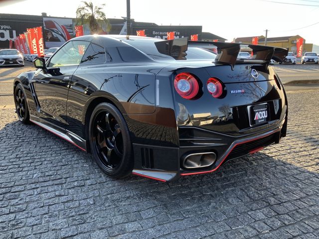 GT-R