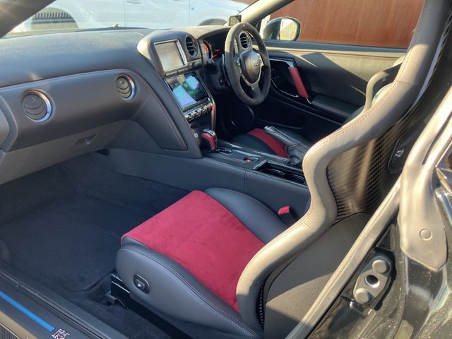 GT-R
