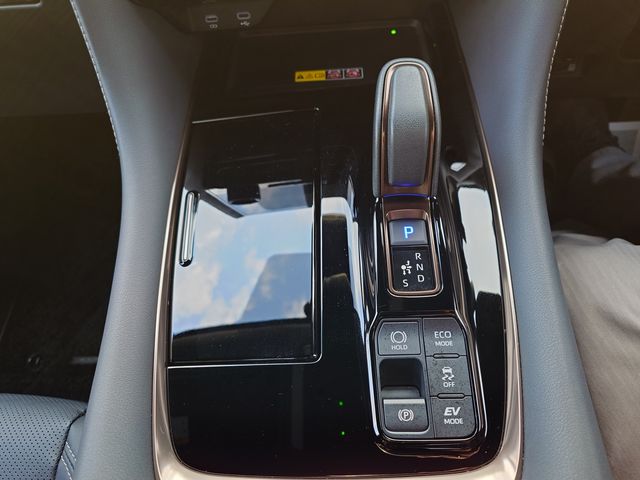 ALPHARD hybrid