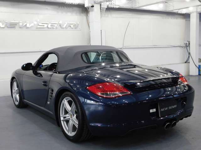 PORSCHE BOXSTER