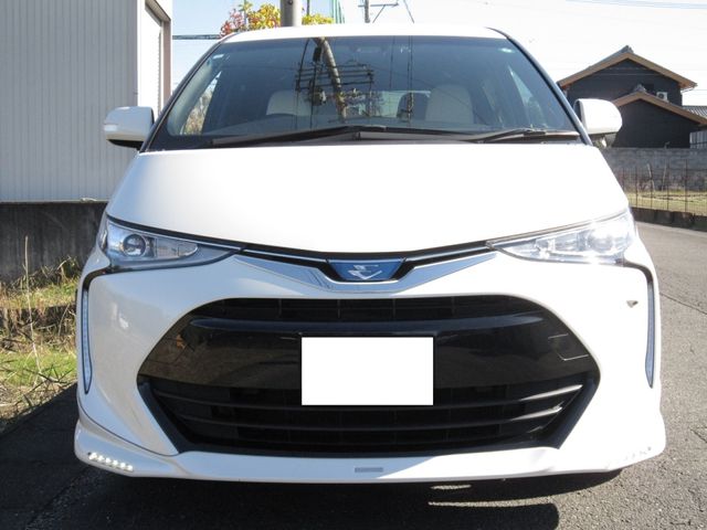 ESTIMA HYBRID 4WD