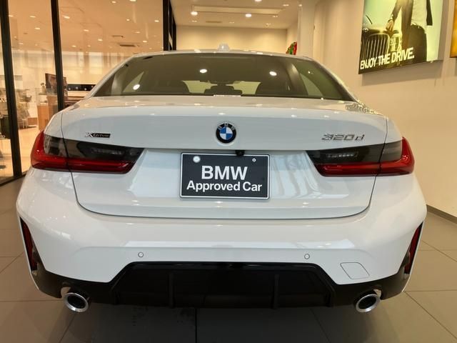 BMW 3 Series sedan