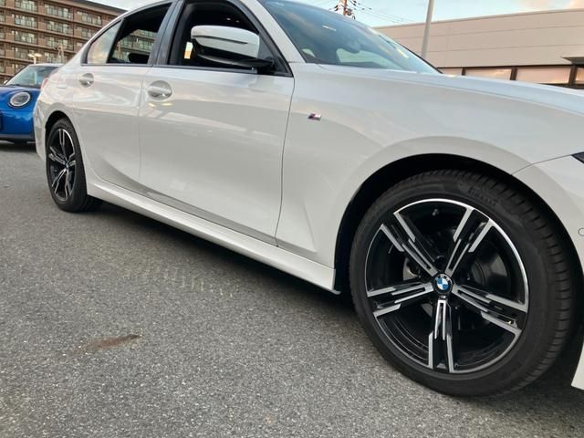 BMW 3 Series sedan