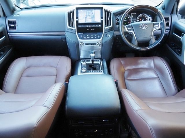 LANDCRUISER wagon