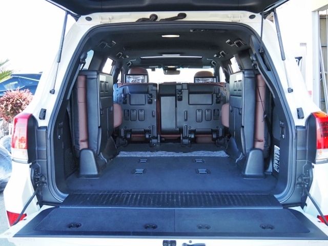 LANDCRUISER wagon