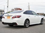 CROWN sedan hybrid 4WD