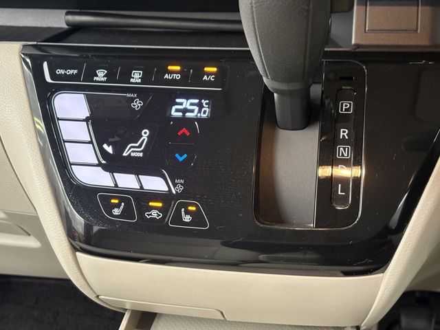 eK SPACE 4WD