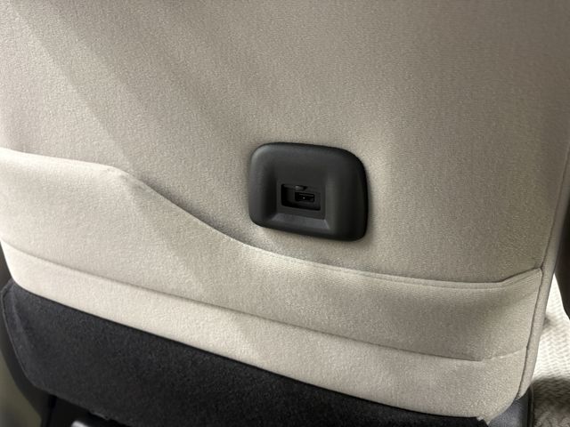 eK SPACE 4WD