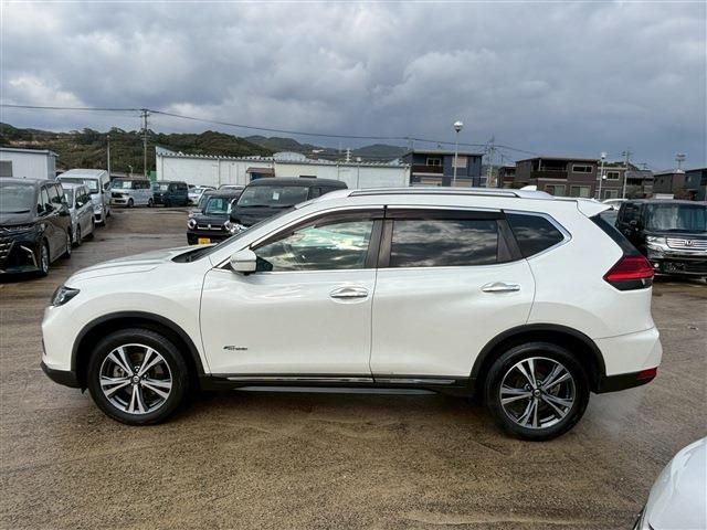 X-TRAIL HYBRID 2WD