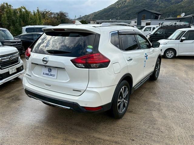 X-TRAIL HYBRID 2WD