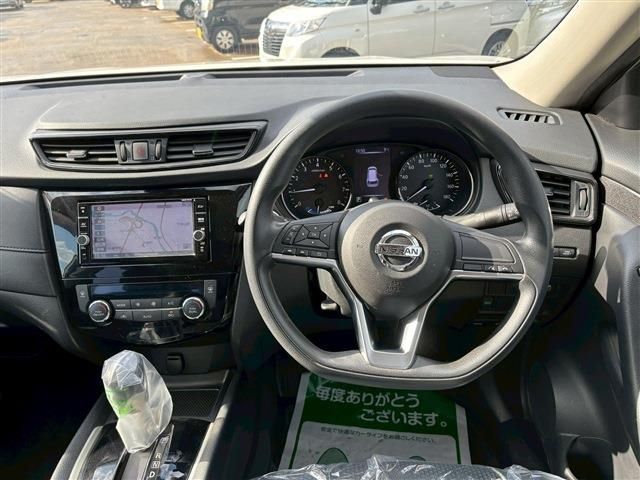 X-TRAIL HYBRID 2WD