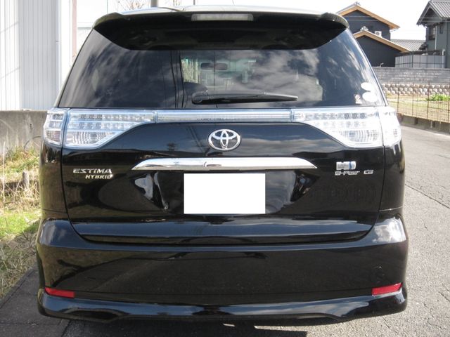 ESTIMA HYBRID 4WD
