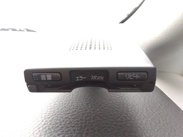 ALPHARD V