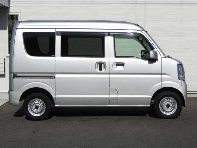 NV100 CLIPPER
