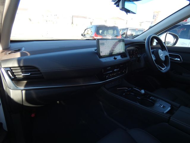 X-TRAIL HYBRID 2WD