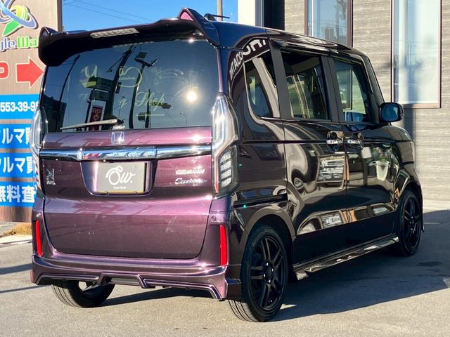 N-BOX CUSTOM