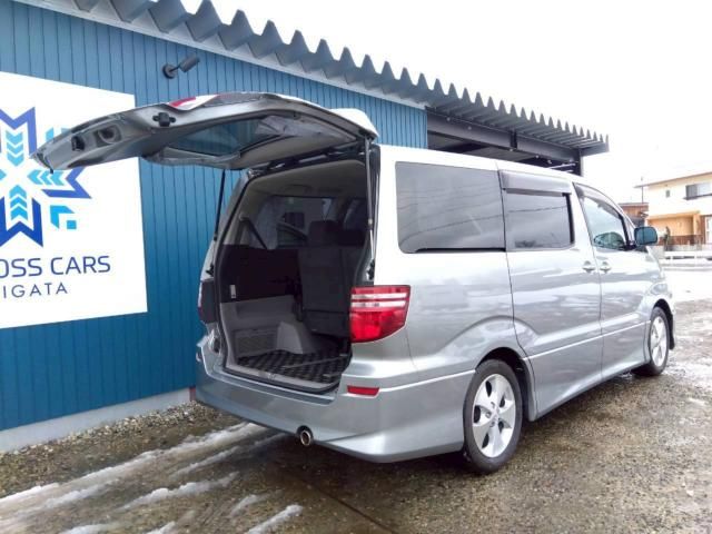 ALPHARD V