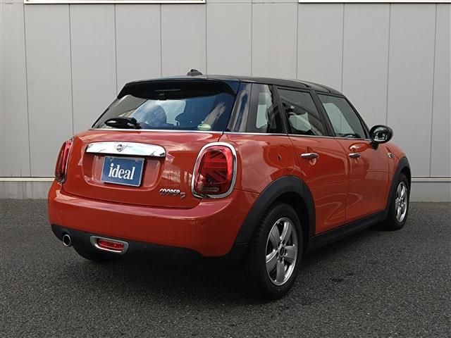 MINI COOPER D 5DOOR