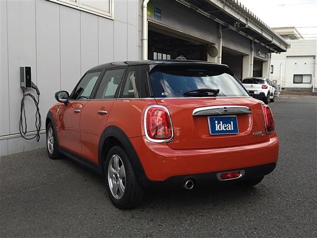 MINI COOPER D 5DOOR