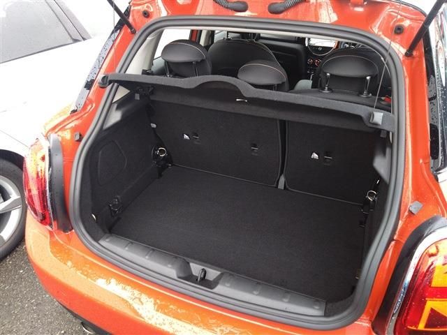 MINI COOPER D 5DOOR
