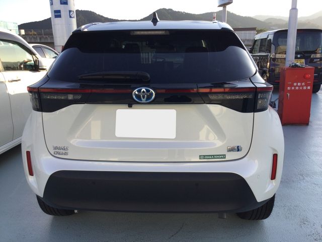 YARIS CROSS HYBRID