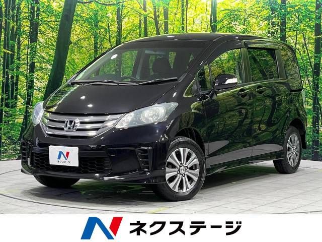 FREED 4WD