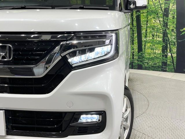 N-BOX CUSTOM 4WD