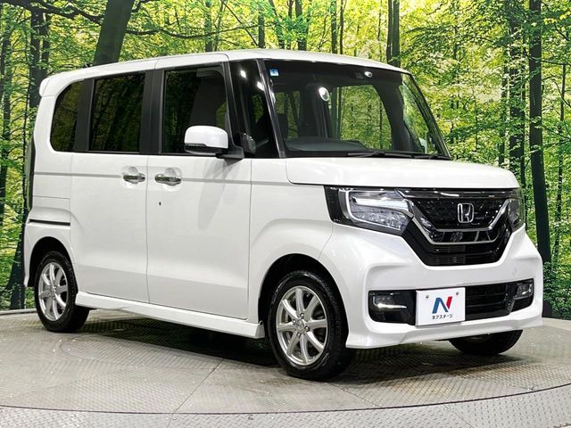 N-BOX CUSTOM 4WD