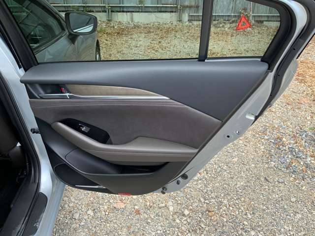 MAZDA6 SEDAN