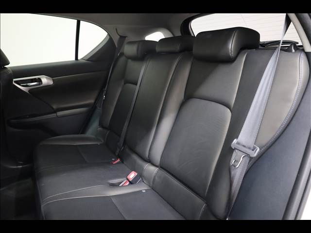 LEXUS CT200h
