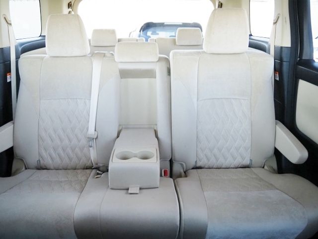 ALPHARD hybrid 4WD
