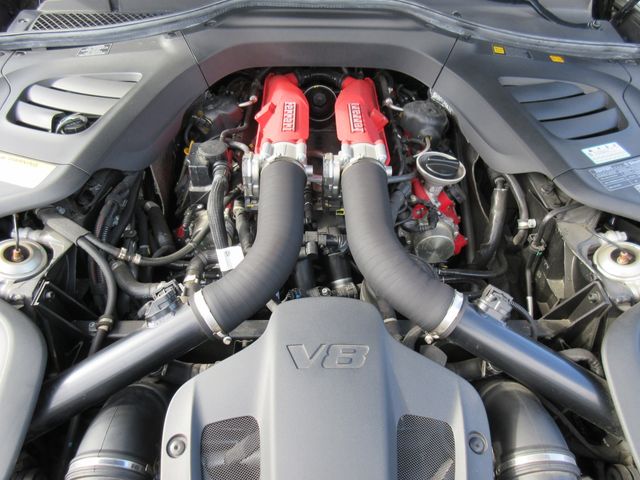 FERRARI GTC4 LUSSO T
