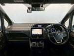 VOXY HYBRID