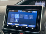 VOXY HYBRID