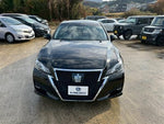 CROWN sedan hybrid