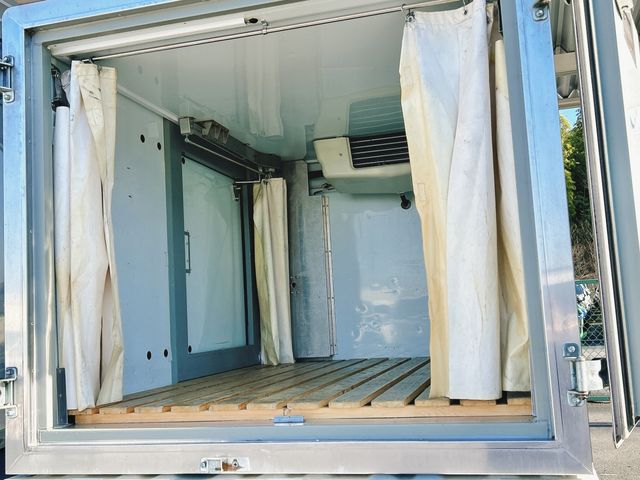 CARRY truck