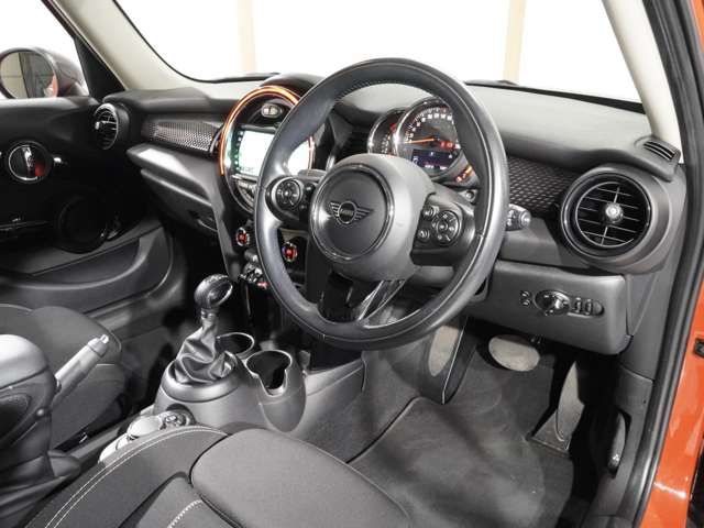 MINI COOPER SD 5DOOR