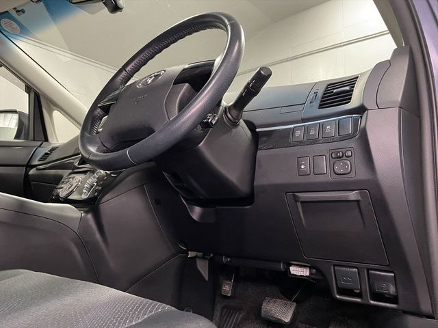 ESTIMA HYBRID 4WD