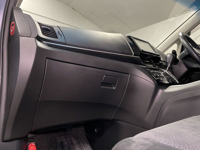 ESTIMA HYBRID 4WD