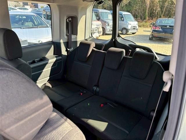 STEPWAGON e:HEV SPADA