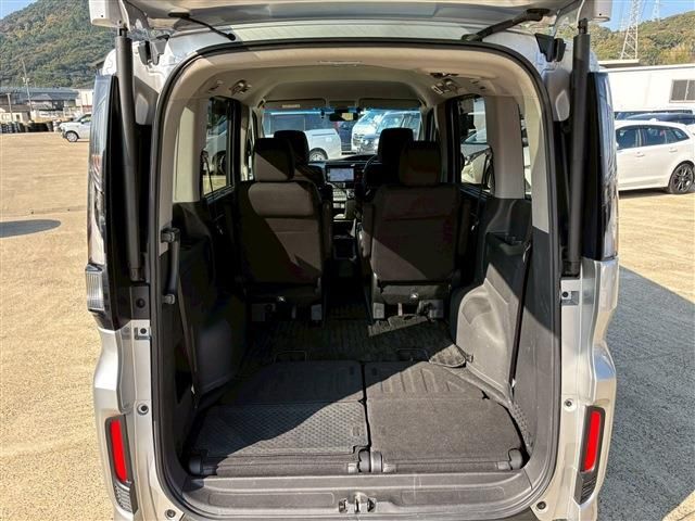 STEPWAGON e:HEV SPADA