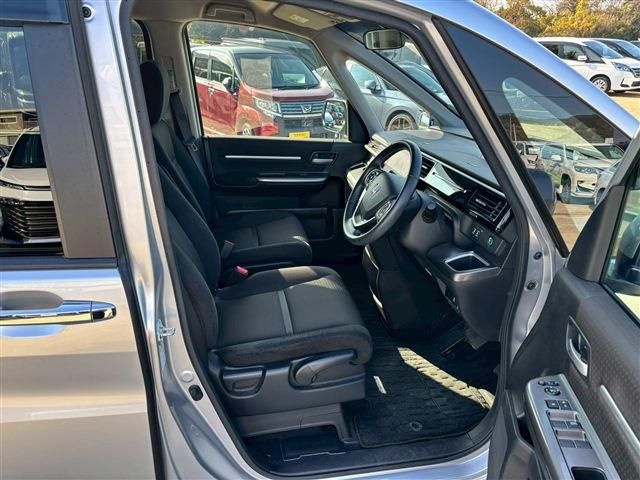 STEPWAGON e:HEV SPADA