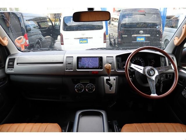 HIACE van 2WD