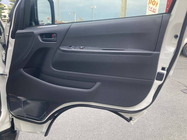 HIACE van 2WD