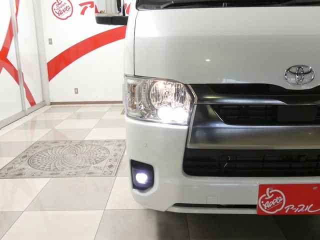 HIACE van 4WD