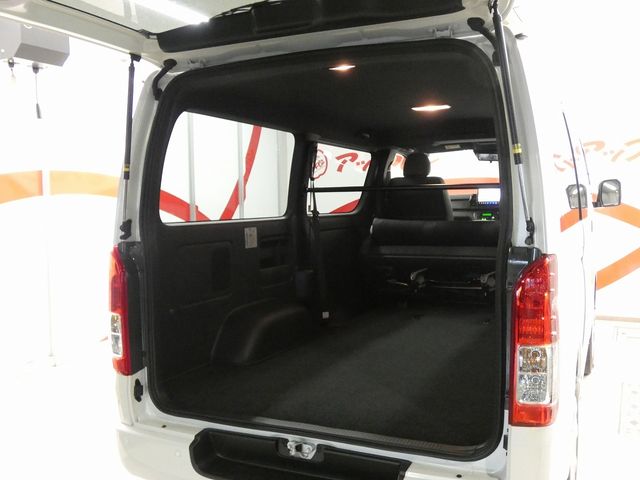 HIACE van 4WD