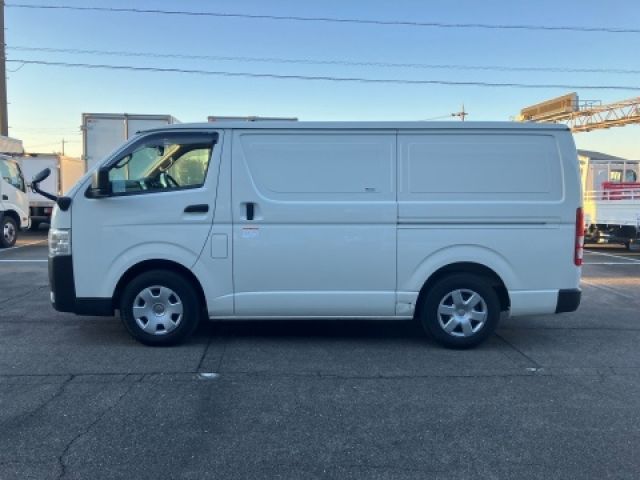HIACE van 2WD