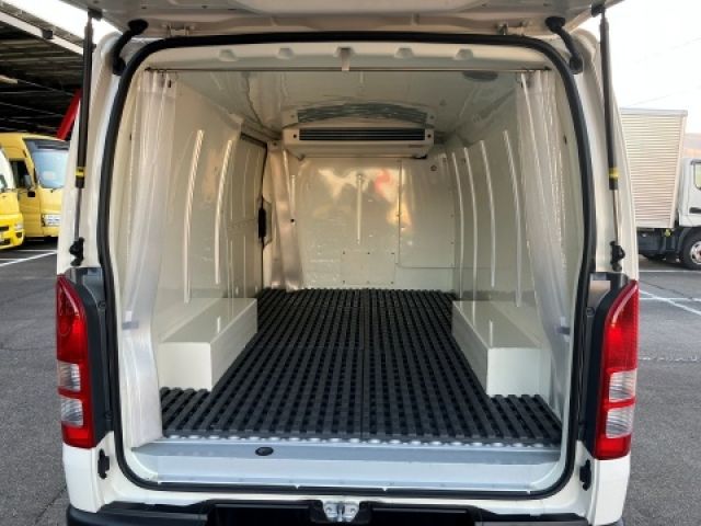 HIACE van 2WD