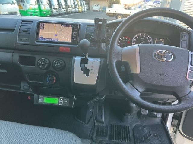 HIACE van 2WD